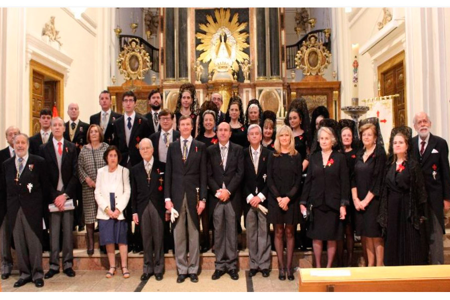 Ceremonia de ingreso y juramento de caballeros y toma de posesión de damas de la Real Antiquísima y Muy Ilustre Cofradía de Nobles de Nuestra Señora del Portillo